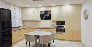 4-к квартира, на длительный срок, 127м2, 1/2 этаж