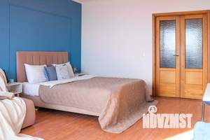 2-к квартира, посуточно, 85м2, 1/1 этаж