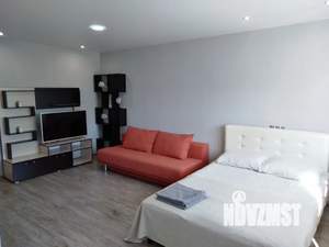 1-к квартира, посуточно, 33м2, 5/5 этаж