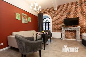 Студия квартира, посуточно, 35м2, 2/5 этаж