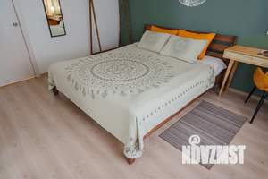 2-к квартира, посуточно, 63м2, 15/32 этаж