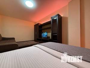 1-к квартира, посуточно, 41м2, 7/18 этаж