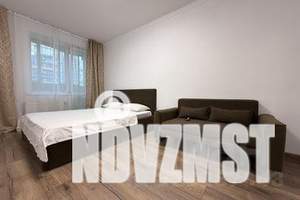 1-к квартира, посуточно, 45м2, 2/10 этаж