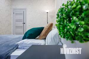 1-к квартира, посуточно, 38м2, 4/25 этаж