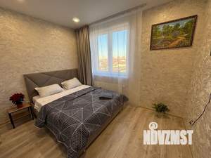 2-к квартира, посуточно, 42м2, 12/25 этаж