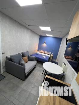 Студия квартира, посуточно, 25м2, 1/5 этаж