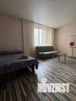 1-к квартира, посуточно, 38м2, 7/16 этаж