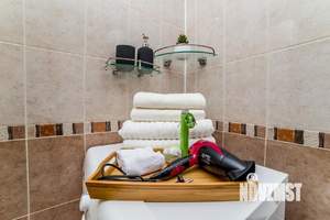 3-к квартира, посуточно, 78м2, 1/1 этаж