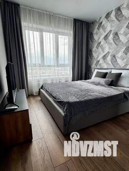 1-к квартира, посуточно, 37м2, 19/29 этаж