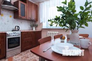 2-к квартира, посуточно, 65м2, 1/1 этаж