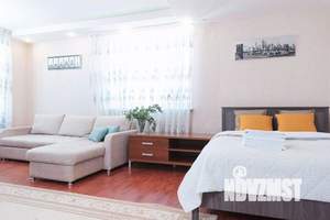 2-к квартира, посуточно, 65м2, 1/1 этаж