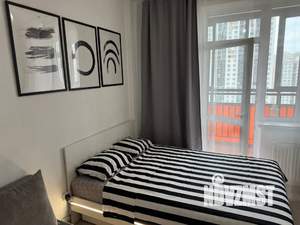1-к квартира, посуточно, 31м2, 15/25 этаж
