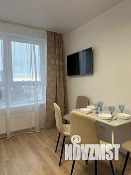 1-к квартира, посуточно, 36м2, 21/31 этаж