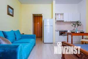 1-к квартира, посуточно, 35м2, 6/9 этаж