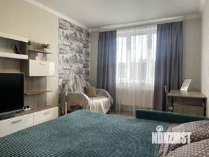 1-к квартира, посуточно, 40м2, 1/16 этаж