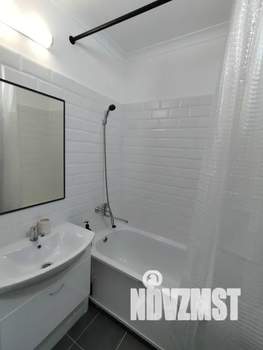 Студия квартира, посуточно, 30м2, 12/15 этаж