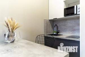 Студия квартира, посуточно, 20м2, 1/25 этаж