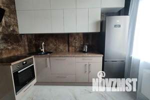 1-к квартира, посуточно, 35м2, 5/10 этаж