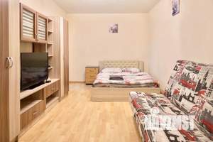 1-к квартира, посуточно, 40м2, 5/6 этаж