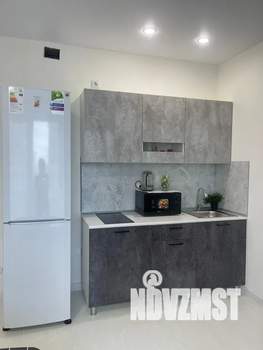 Студия квартира, посуточно, 25м2, 4/33 этаж