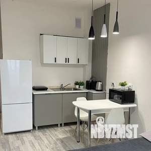 Студия квартира, посуточно, 27м2, 5/8 этаж