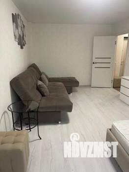 1-к квартира, посуточно, 37м2, 1/1 этаж