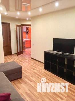 2-к квартира, посуточно, 50м2, 1/1 этаж