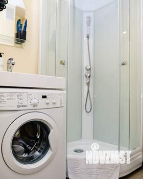 Студия квартира, посуточно, 23м2, 11/25 этаж