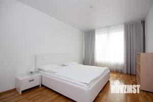 2-к квартира, посуточно, 72м2, 1/1 этаж