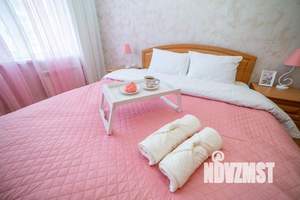 3-к квартира, посуточно, 126м2, 1/1 этаж