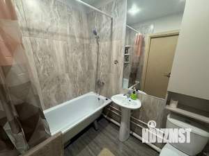 1-к квартира, посуточно, 34м2, 3/8 этаж
