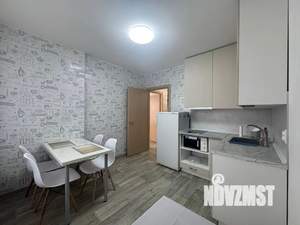 1-к квартира, посуточно, 34м2, 3/8 этаж