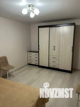 1-к квартира, посуточно, 35м2, 4/9 этаж