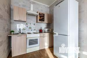 1-к квартира, посуточно, 40м2, 4/25 этаж