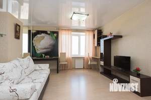 2-к квартира, посуточно, 48м2, 1/1 этаж