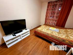 2-к квартира, посуточно, 38м2, 7/16 этаж