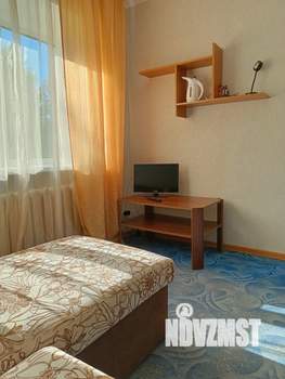 1-к квартира, посуточно, 35м2, 2/5 этаж