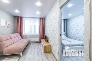 1-к квартира, посуточно, 40м2, 14/35 этаж