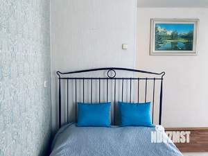 1-к квартира, посуточно, 32м2, 4/4 этаж