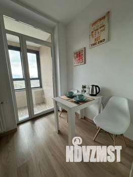1-к квартира, посуточно, 38м2, 1/1 этаж