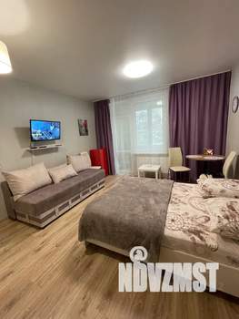 Студия квартира, посуточно, 28м2, 3/18 этаж