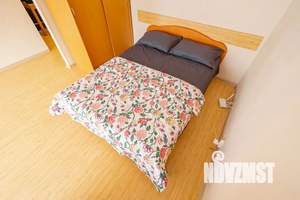 Студия квартира, посуточно, 32м2, 4/5 этаж