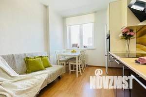 1-к квартира, посуточно, 42м2, 1/18 этаж