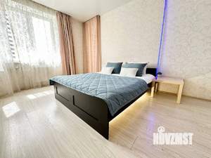 1-к квартира, посуточно, 43м2, 4/25 этаж