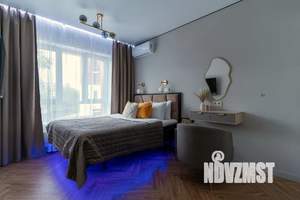 1-к квартира, посуточно, 42м2, 1/29 этаж