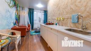 Студия квартира, посуточно, 35м2, 13/16 этаж