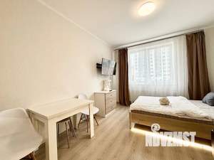 Студия квартира, посуточно, 32м2, 2/25 этаж