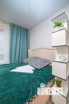 Студия квартира, посуточно, 28м2, 15/25 этаж