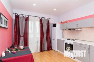 1-к квартира, посуточно, 40м2, 20/20 этаж