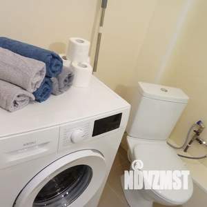 Студия квартира, посуточно, 25м2, 2/20 этаж